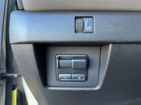 Used 2023 Chevrolet Colorado ZR2 w/ ZR2 Convenience Package III image 32