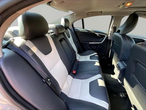 Used 2016 Volvo S60 T5 Cross Country Platinum w/ Protection Package AWD/4WD image 25