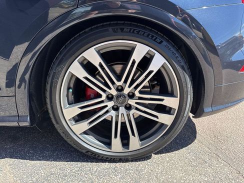Used 2018 Audi SQ5 Prestige w/ Prestige Package image 44