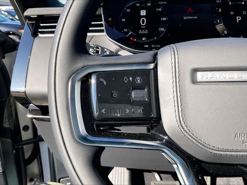 New 2026 Land Rover Range Rover Sport SE image 17
