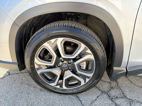 Used 2024 Subaru Ascent Limited w/ Technology Package image 21