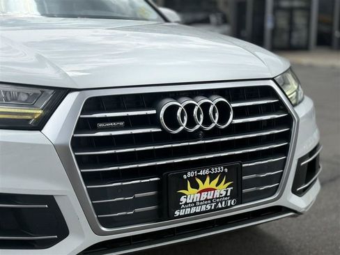 Used 2019 Audi Q7 3.0T Premium Plus w/ Premium Plus Package AWD/4WD image 11
