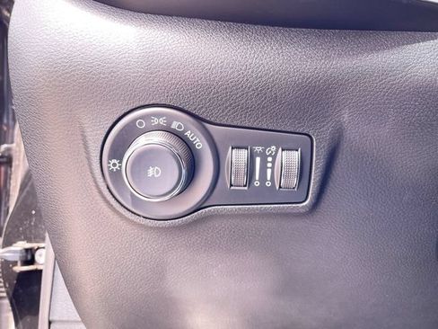 Used 2023 Jeep Compass Limited AWD/4WD image 18