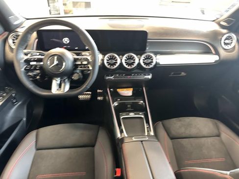 New 2026 Mercedes-Benz GLB 35 AMG 4MATIC image 7
