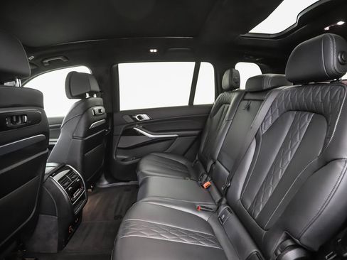 Used 2024 BMW X7 xDrive40i w/ Executive Package AWD/4WD image 22