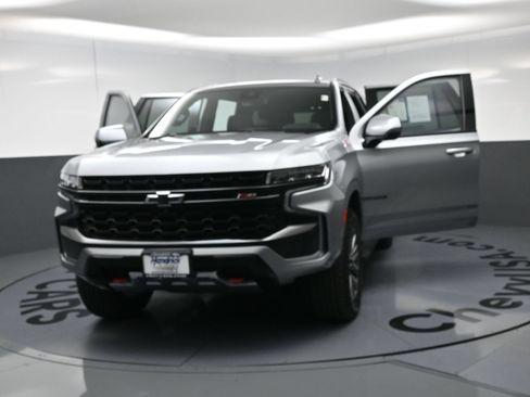 Used 2023 Chevrolet Tahoe Z71 w/ Luxury Package AWD/4WD image 23