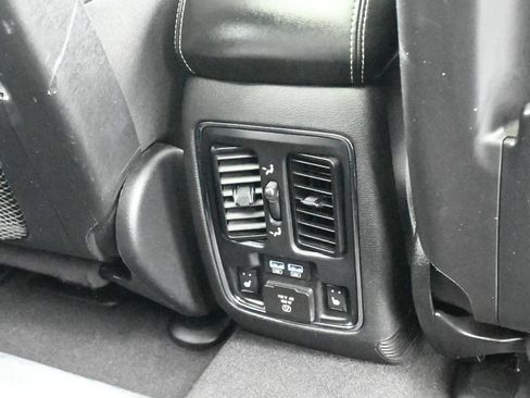 Used 2021 Jeep Grand Cherokee Limited w/ Quick Order Package 28K 80th RWD image 39