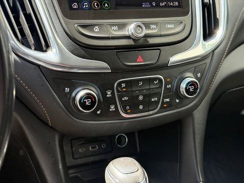 Used 2020 Chevrolet Equinox Premier AWD/4WD image 14