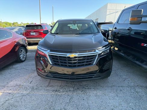 Certified 2024 Chevrolet Equinox LS w/ LS Convenience Package image 2