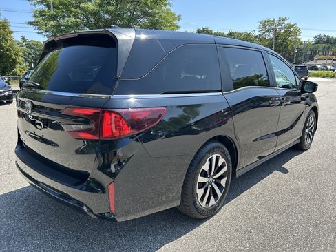 Used 2025 Honda Odyssey EX-L image 5