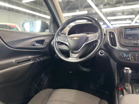 Used 2019 Chevrolet Equinox LT w/ Driver Convenience Package FWD image 26