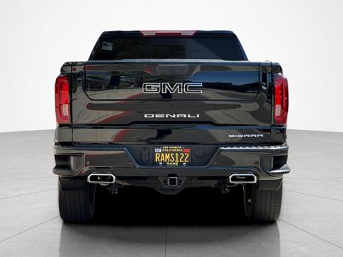 Used 2021 GMC Sierra 1500 Denali w/ Denali Premium Package AWD/4WD image 4