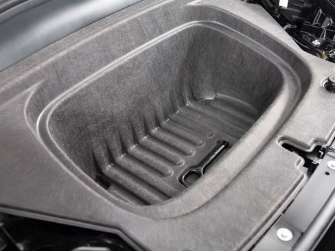 Used 2026 Tesla Model Y AWD image 39