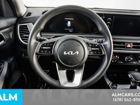 Used 2026 Kia Seltos LX FWD image 25