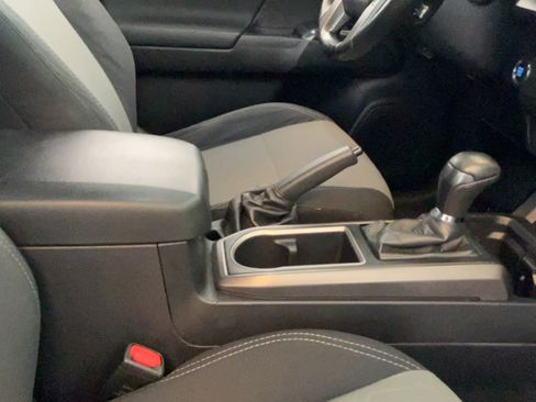 Used 2021 Toyota Tacoma TRD Sport RWD image 29