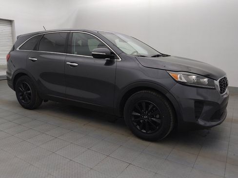 Used 2020 Kia Sorento FWD V6 image 11