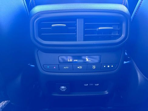 Certified 2025 Honda Pilot TrailSport image 16