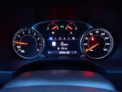 Used 2023 GMC Acadia SLT image 26