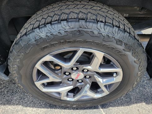 Certified 2023 GMC Sierra 1500 SLT w/ SLT Premium Package AWD/4WD image 41