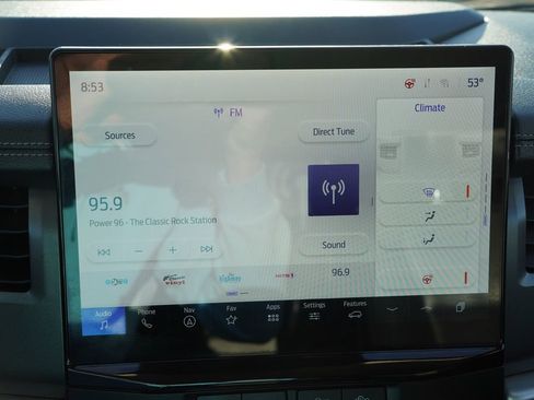 Certified 2024 Ford Expedition XLT image 30