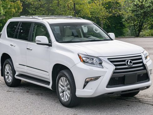 Used 2015 Lexus GX 460 Luxury AWD/4WD image 11