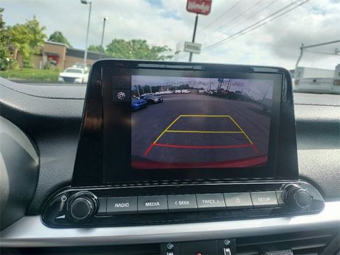 Used 2023 Kia Forte LXS image 26