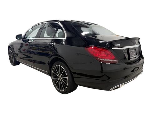 Used 2019 Mercedes-Benz C 300 4MATIC Sedan image 6