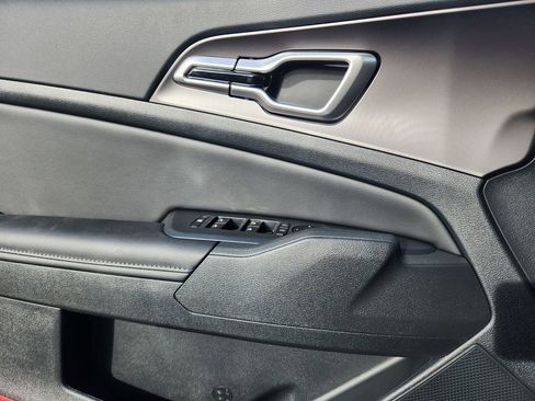 New 2026 Kia Sportage EX image 6