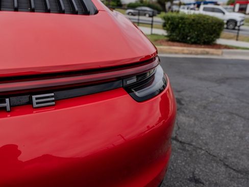 Used 2024 Porsche 911 Carrera image 28