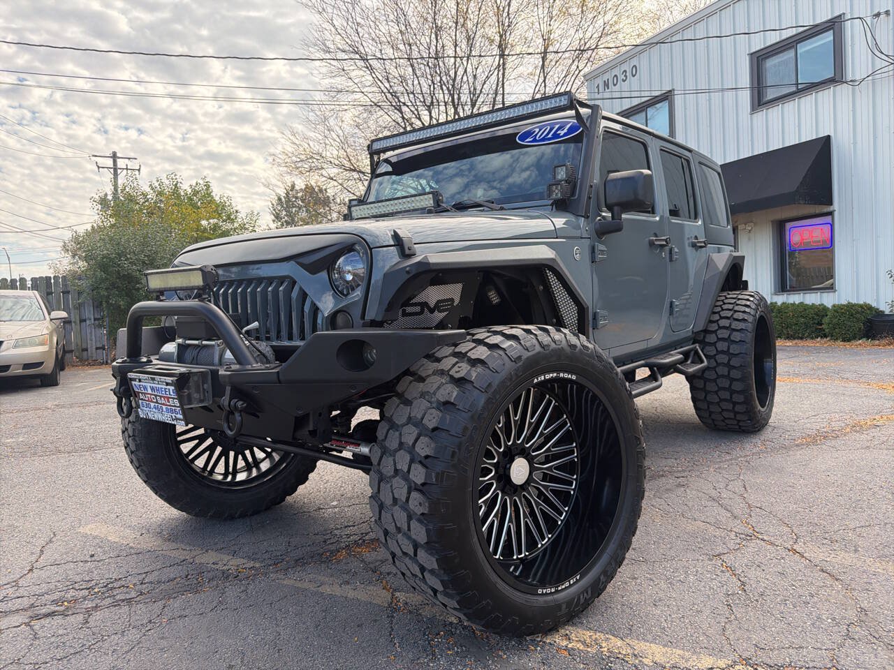 Used 2014 Jeep Wrangler Unlimited Sport w/ Quick Order Package 24S AWD/4WD image 2
