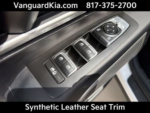 Certified 2022 Kia Telluride S FWD image 17