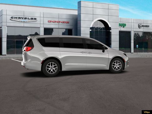 New 2026 Chrysler Voyager LX image 15