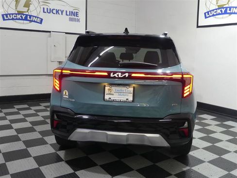 Used 2025 Kia Seltos S image 8