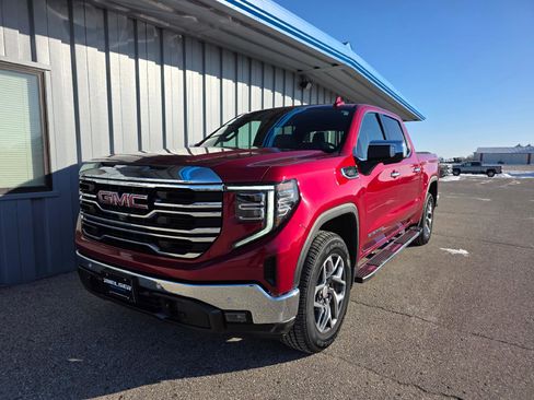 Used 2023 GMC Sierra 1500 SLT w/ SLT Premium Plus Package image 2