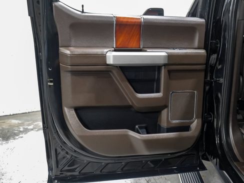 Used 2021 Ford F250 King Ranch w/ King Ranch Ultimate Package AWD/4WD image 46