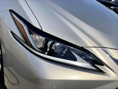 Used 2019 Lexus ES 350 image 24