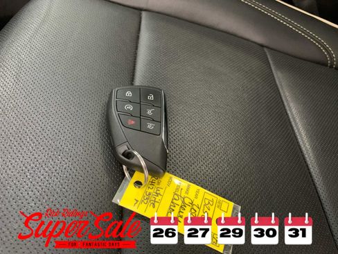 Used 2021 Chevrolet Tahoe Premier w/ Premium Package image 39