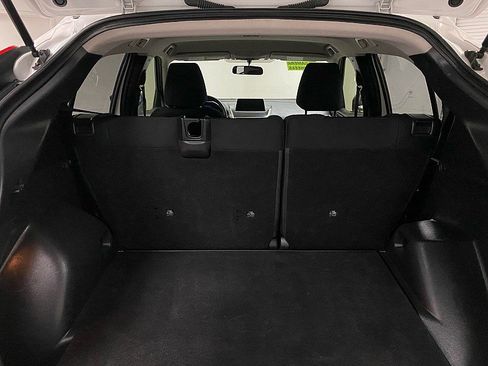 Used 2020 Mitsubishi Eclipse Cross LE image 12