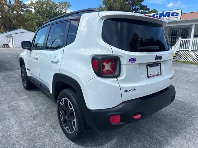Used 2015 Jeep Renegade Trailhawk AWD/4WD image 5