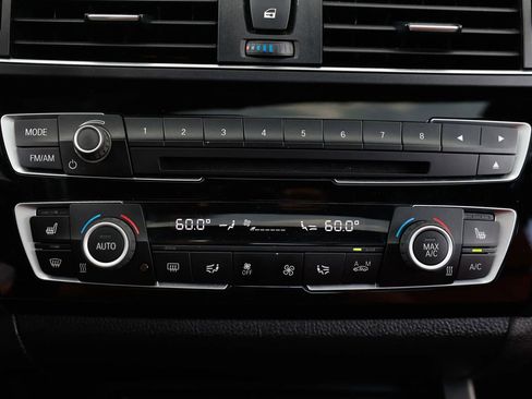 Used 2016 BMW M235i Coupe image 30