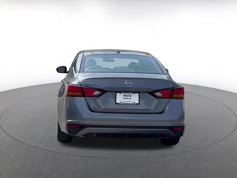 Used 2024 Nissan Altima 2.5 SV image 12