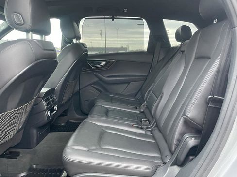 Used 2017 Audi Q7 3.0T Premium Plus image 16