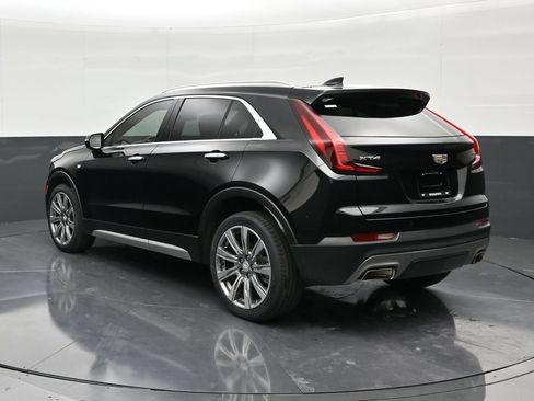 Certified 2023 Cadillac XT4 Premium Luxury FWD image 3
