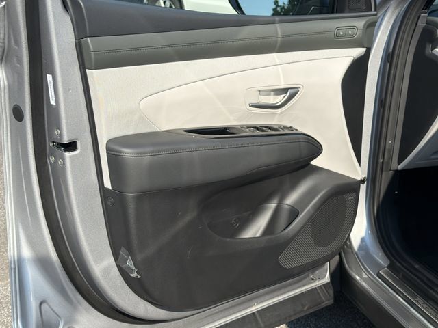 New 2026 Hyundai Tucson Limited AWD/4WD image 12