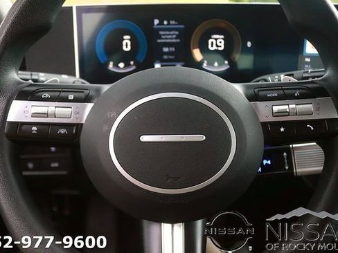 Used 2025 Hyundai Sonata SEL FWD image 15