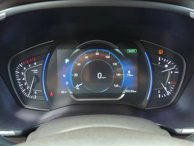 Used 2019 Hyundai Santa Fe FWD image 11