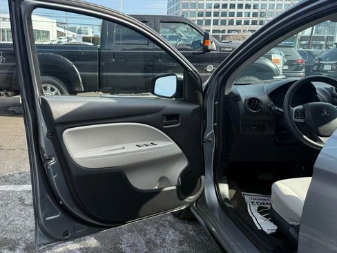 Used 2019 Mitsubishi Mirage G4 ES FWD image 9