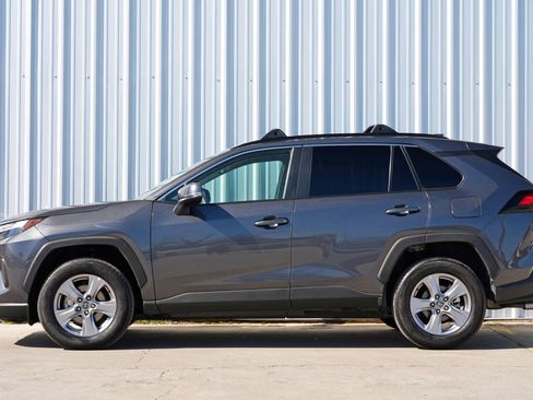 Used 2023 Toyota RAV4 XLE w/ Convenience Package image 8
