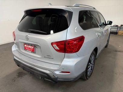 Used 2020 Nissan Pathfinder Platinum