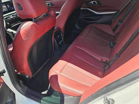 Certified 2024 BMW 330i Sedan w/ Convenience Package RWD image 17